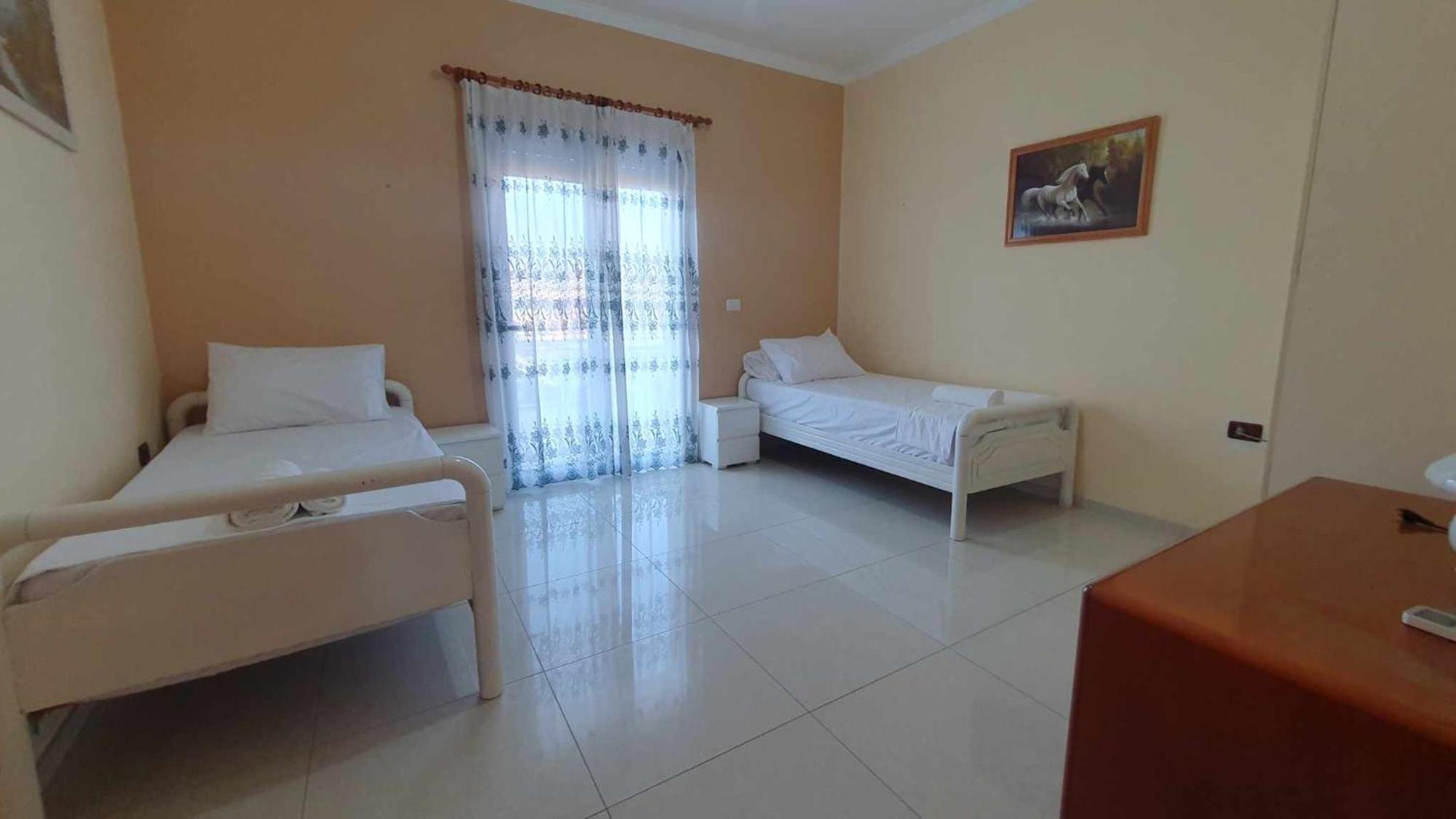 Vlorë Vila Licenji מראה חיצוני תמונה