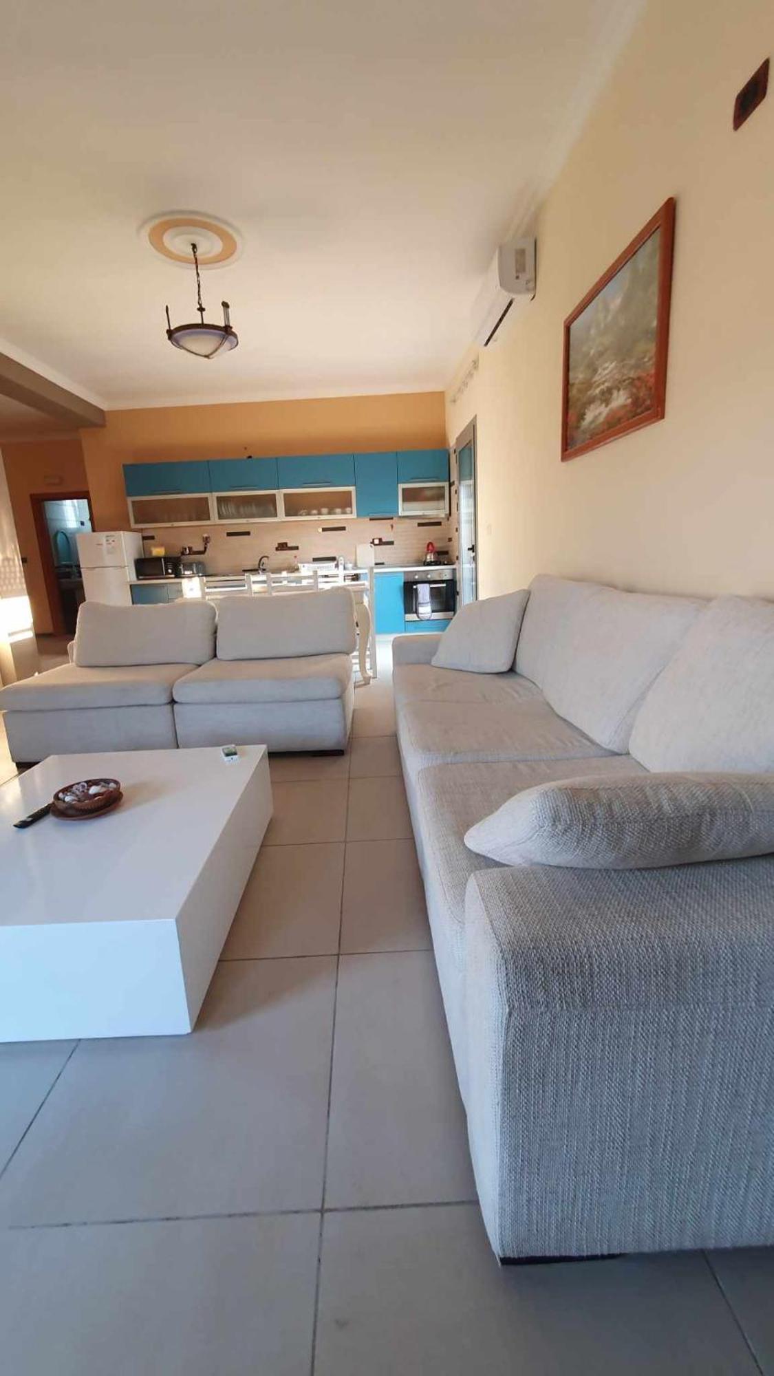 Vlorë Vila Licenji מראה חיצוני תמונה