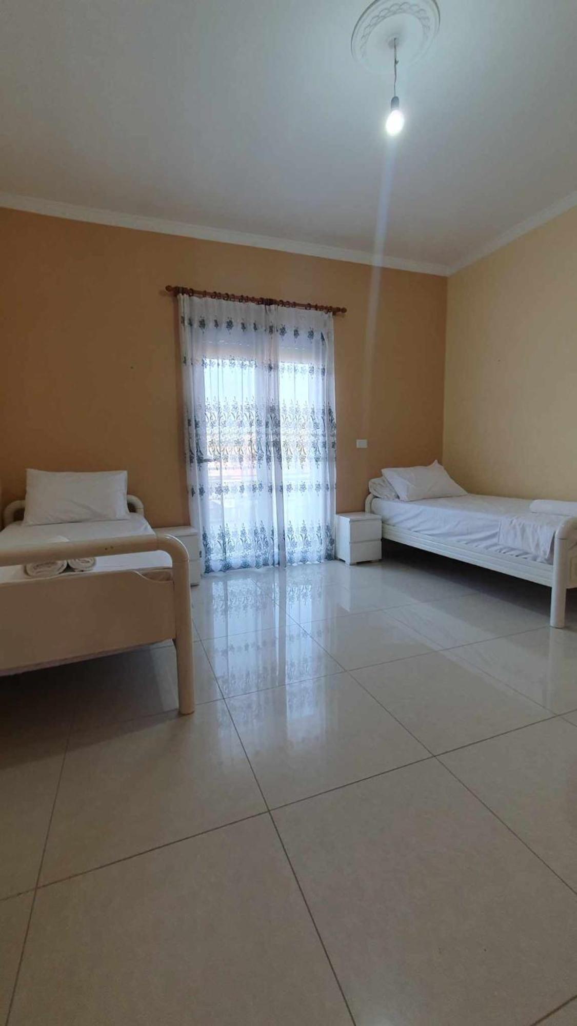 Vlorë Vila Licenji מראה חיצוני תמונה