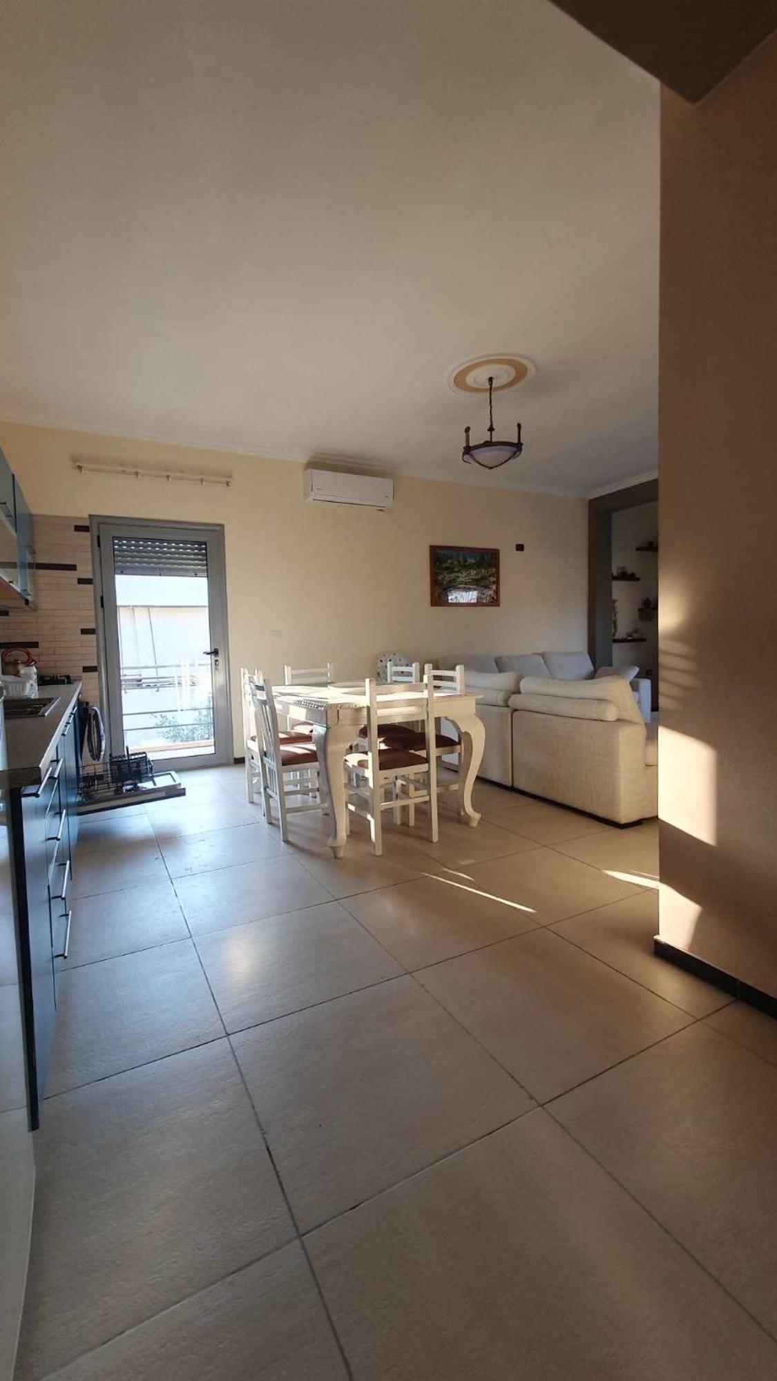 Vlorë Vila Licenji מראה חיצוני תמונה