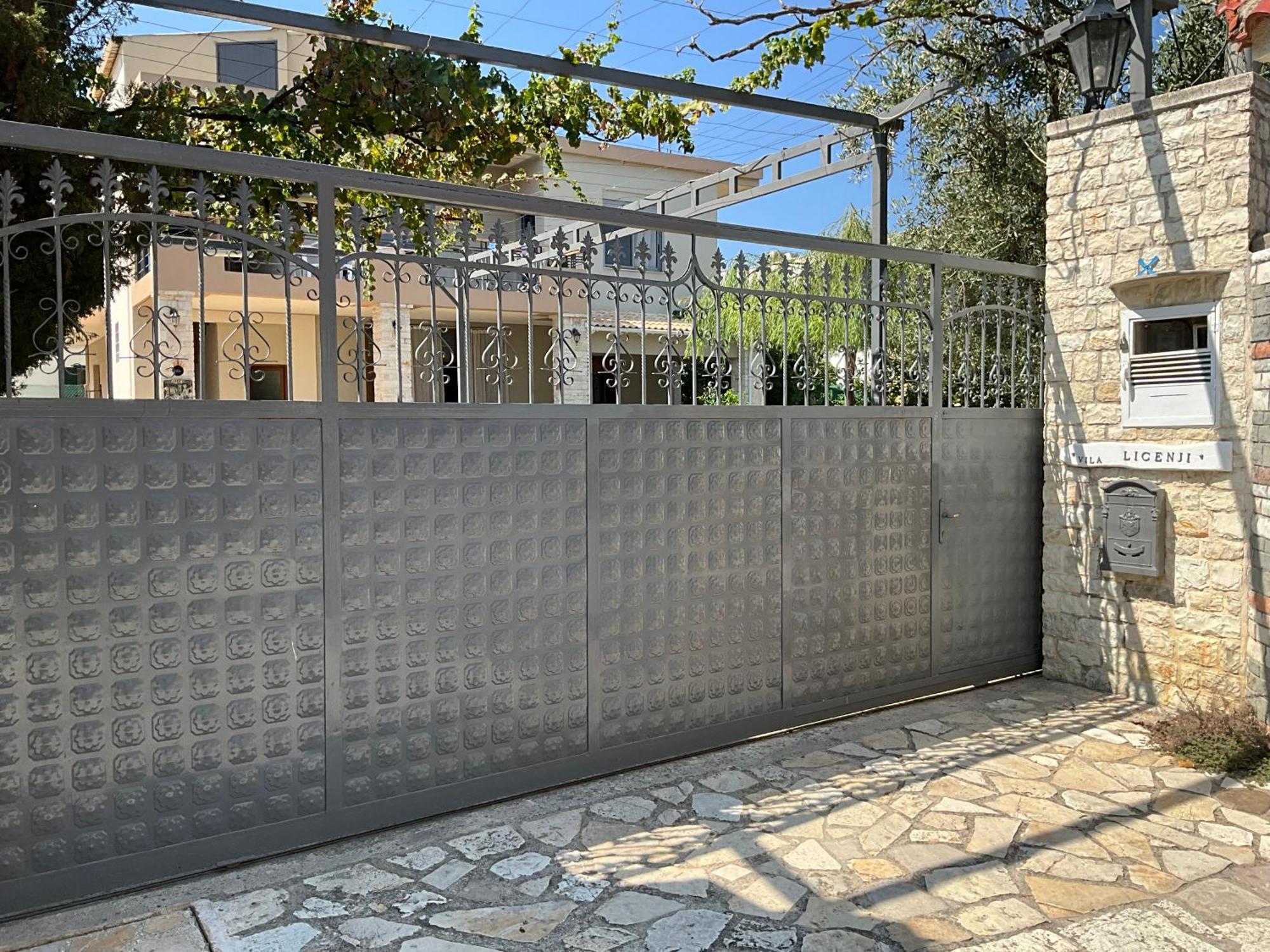 Vlorë Vila Licenji מראה חיצוני תמונה